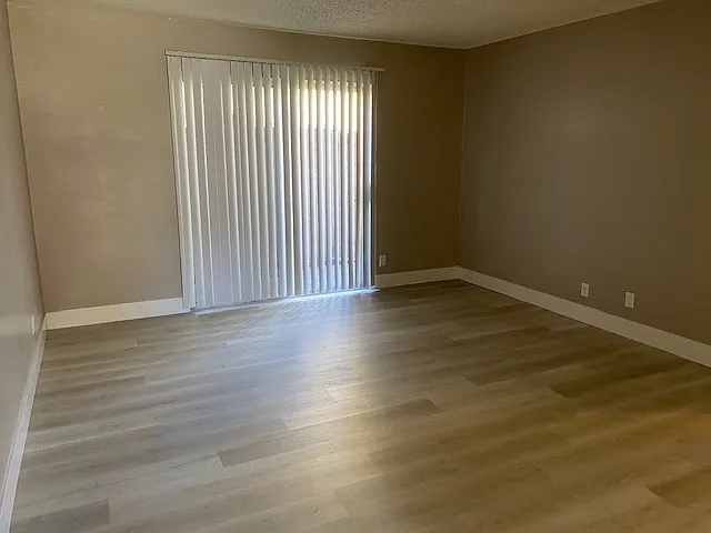 Northrop Apartments — Photo 8