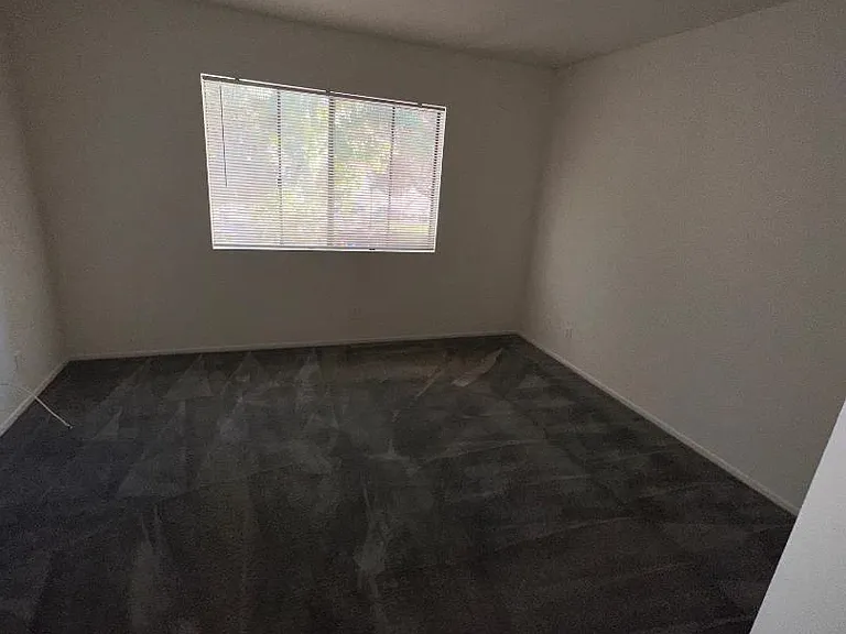 412 S Clementine St #209 — Photo 9