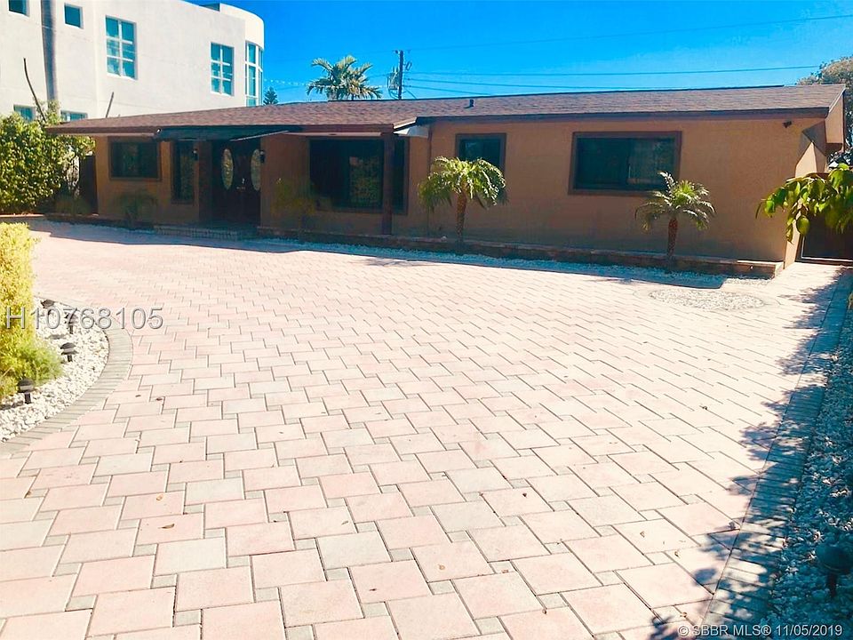 1st image of 5428 NE 21st Ter