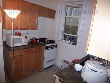 2nd image of 1193 Commonwealth Ave #D2