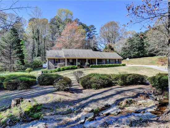 2582 Kenwood Dr, Duluth, GA 30096