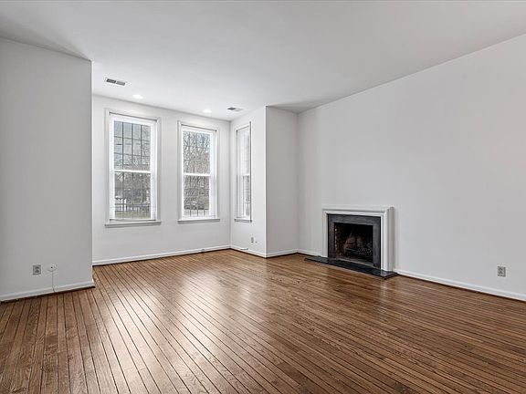 2nd image of 516 S Highland Ave APT 11