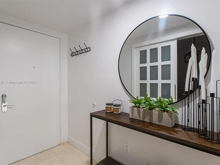 1830 S Ocean Dr #1712 — Photo 6