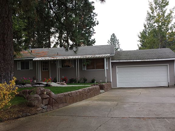 4th image of 2215 N Lincoln St
