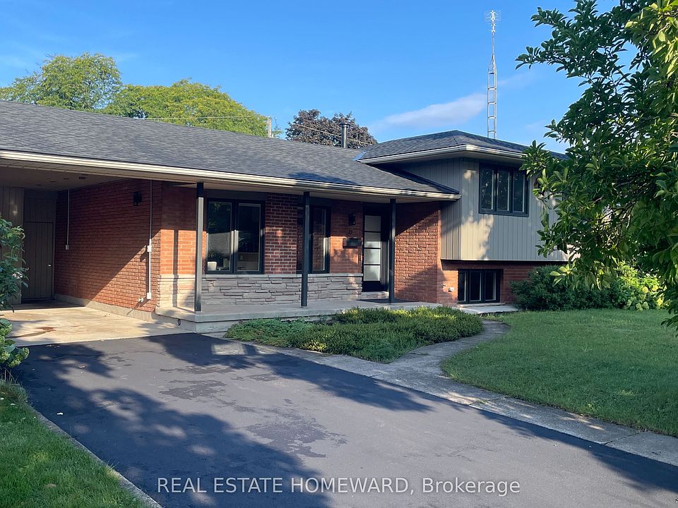 1st image of 33 Strathcona Dr