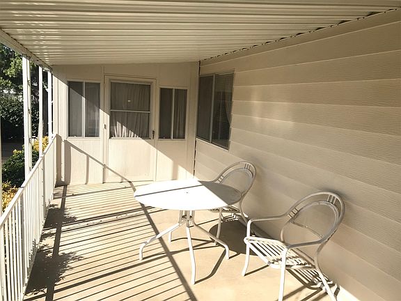 2nd image of 1331 Cabrillo Dr