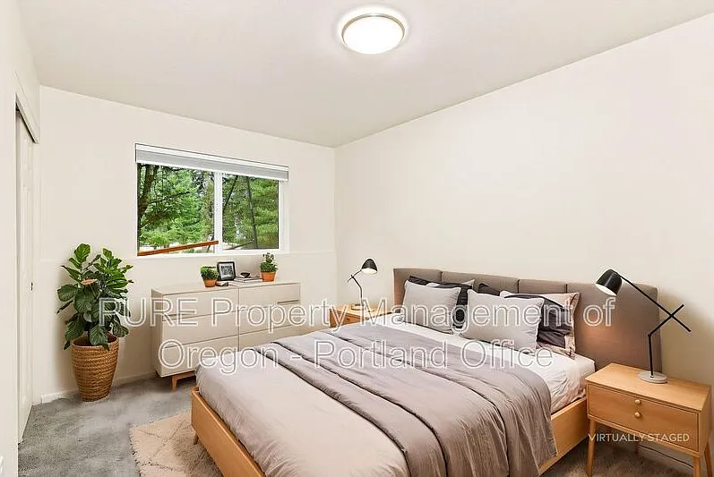 Stacey Lee Apartments — Photo 3