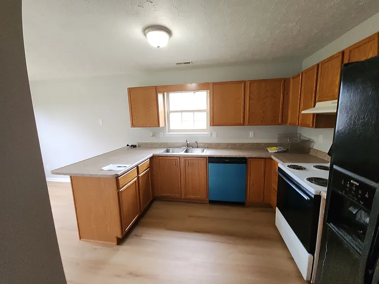 405 Parker Pl — Photo 13