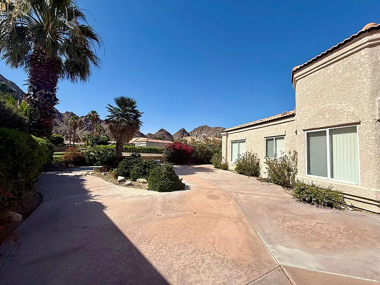 48625 Calle Esperanza — Photo 28