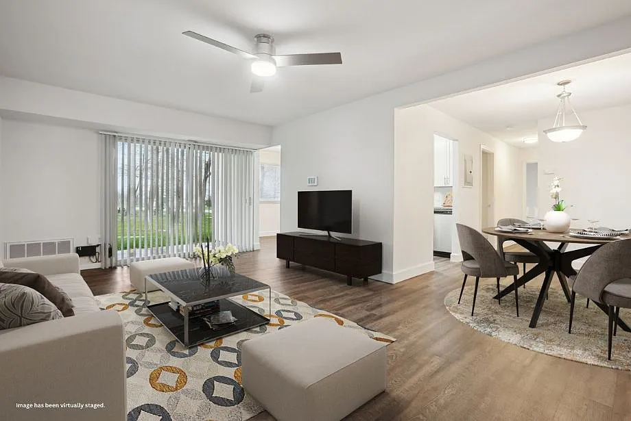 Satyr Hill Apartments — Photo 3