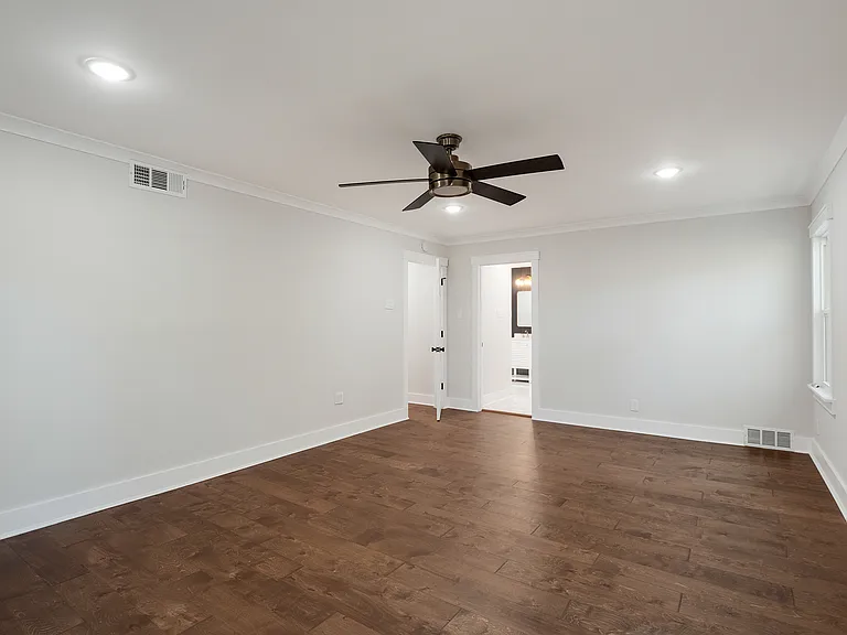 519 Thorn Ridge Cv — Photo 54