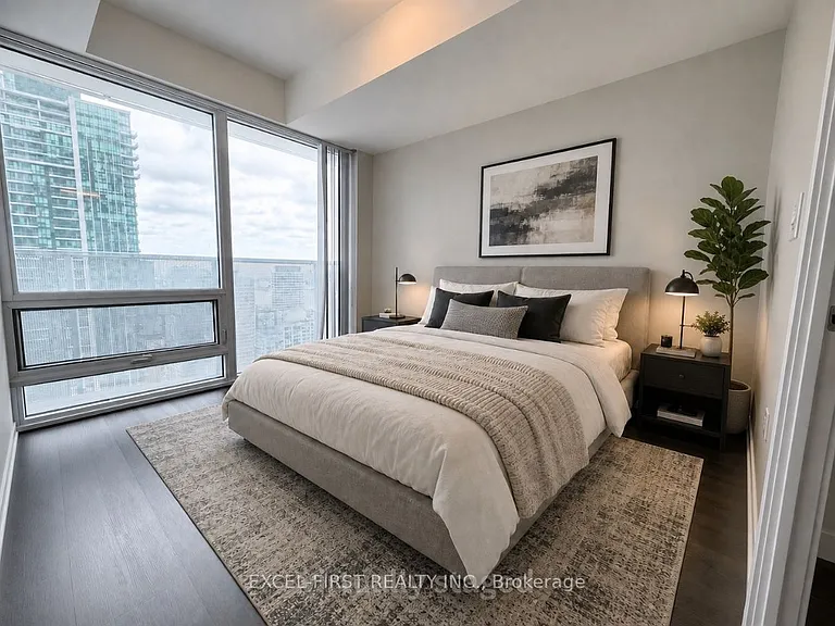 88 Harbour St #3704 — Photo 5