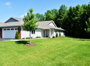 1278 Meadowbrook Dr, Cleveland, WI 53015