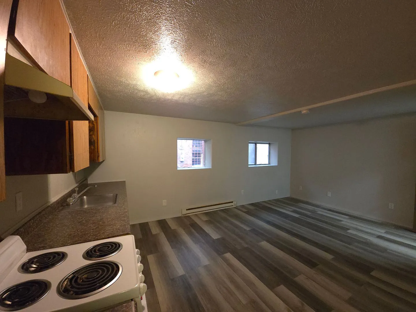 611 Bank Street — Photo 3