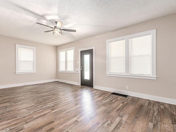 2nd image of 6414 Catalpa Ave