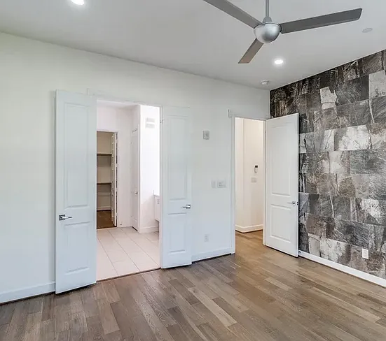5015 Meridian Ln #ID19007 — Photo 12