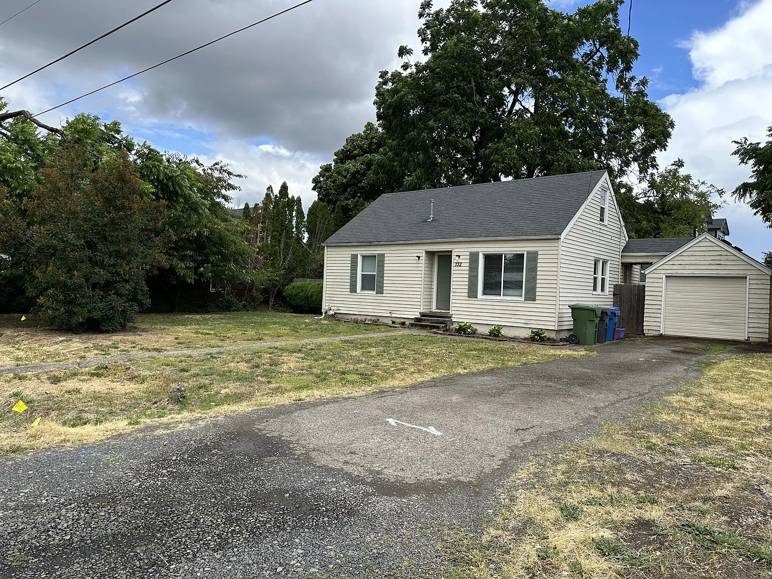 732 Bieber Avenue Northeast - 1 — Photo 1