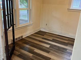 556 18th St APT 1, Niagara Falls, NY 14301