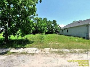 1415 Charbonnet St, New Orleans, LA 70117