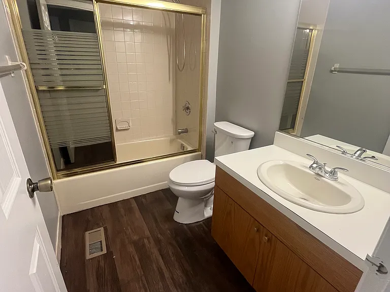 83 Bond St — Photo 31