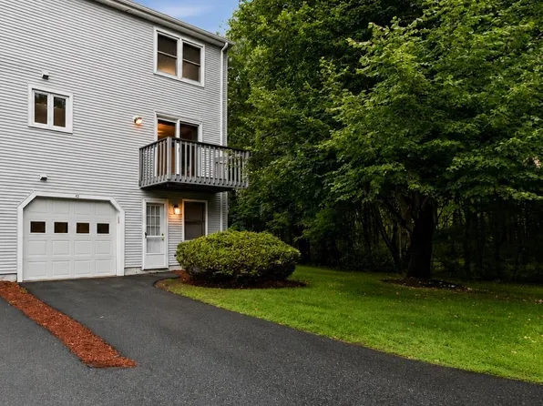 43 Villa Roma Dr Unit 43, Tewksbury, MA 01876