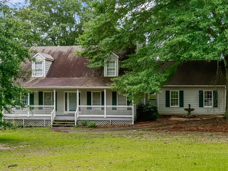 521 Sequoia Ct — Photo 1