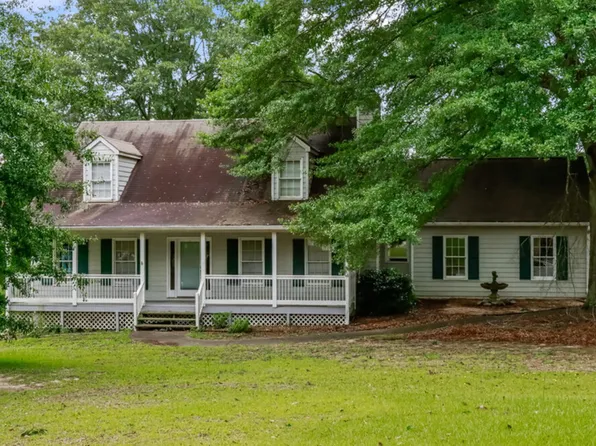 521 Sequoia Ct, Loganville, GA 30052