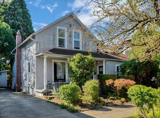 1212 SE Lexington St, Portland, OR 97202