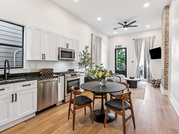 5th image of 2721 Peniston St