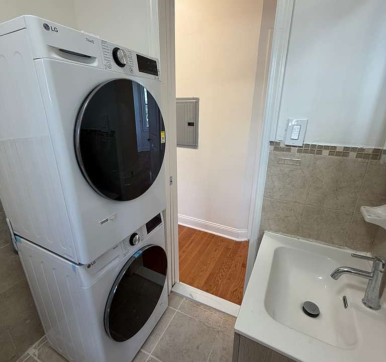 1st image of 6000 Palisade Ave #8