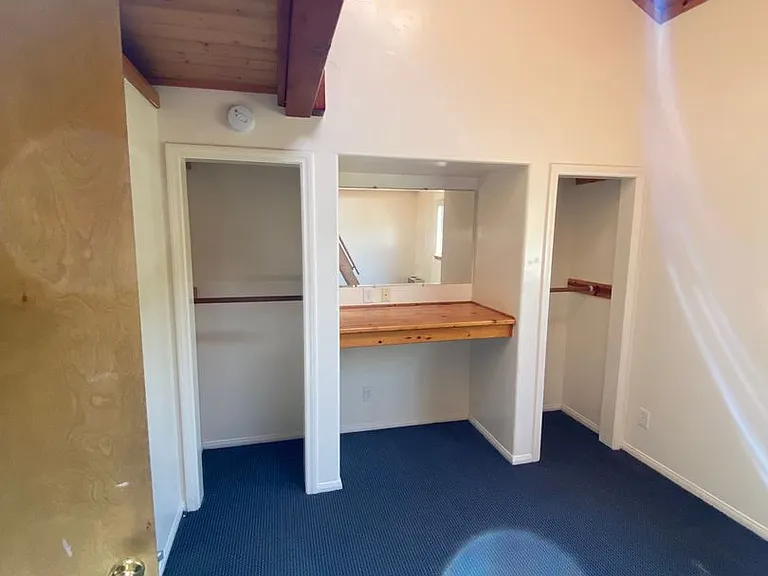 6564 Del Playa Dr — Photo 10