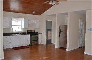 3rd image of 2629 W 97th Pl