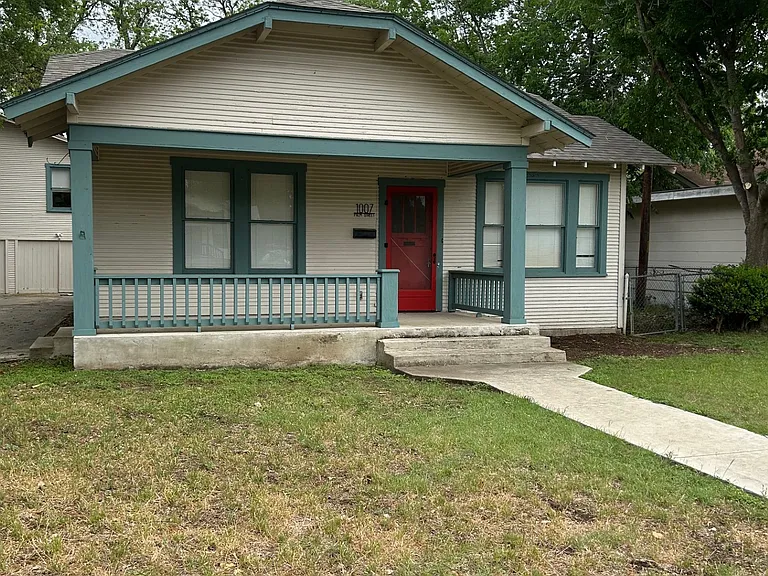1007 Palm St — Photo 1