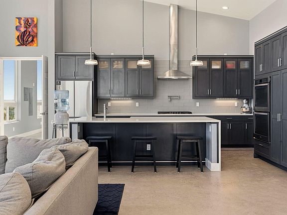 5th image of 5225 Chopin Rd NE