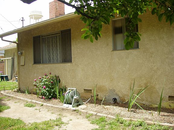 3rd image of 1054 Pacheco St