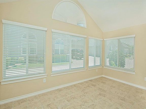 5th image of 2601 Marsh Ln Unit 203