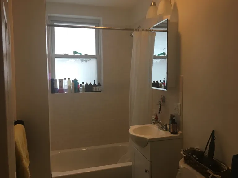 220 Hanover St #5 — Photo 19