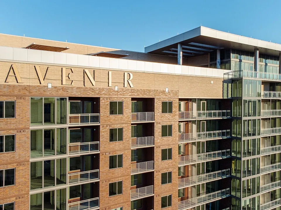 Avenir