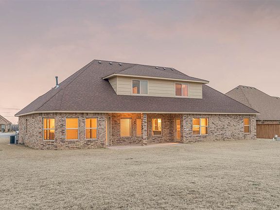 2nd image of 114 Wilson Ln