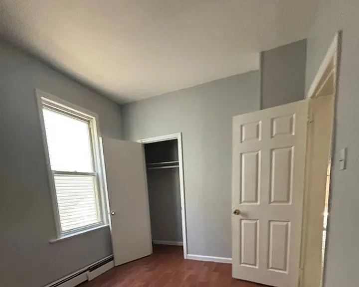 157 Hobson St #2L — Photo 2