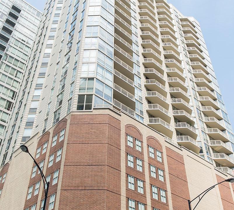Admiral Point Exterior