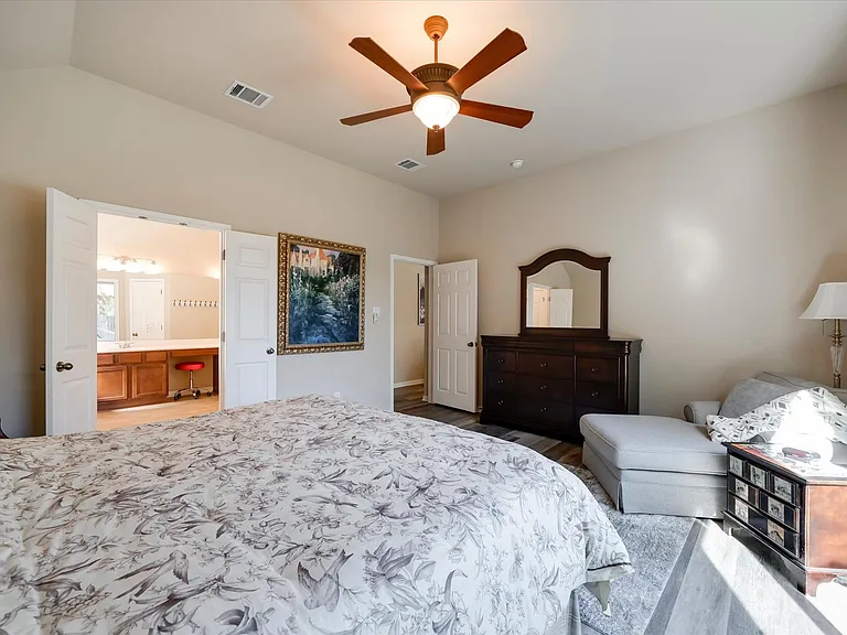 13717 Long Shadow Dr — Photo 18