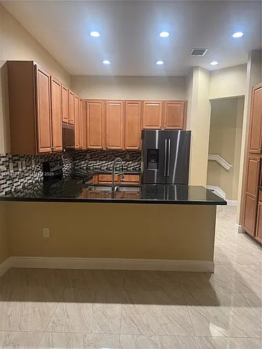 9044 SW 39th St #9044 Photo 1