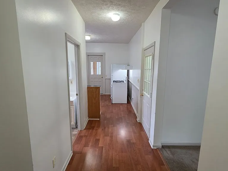 74-78 Stewart St — Photo 3