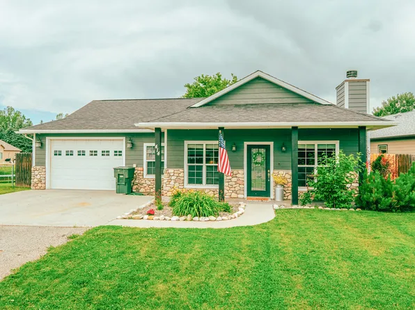 414 Brook St, Ranchester, WY 82839