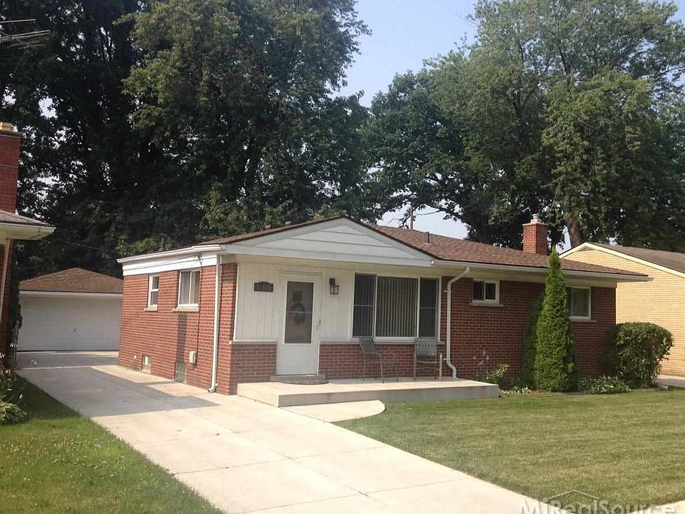 1st image of 21600 Bon Brae St
