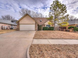 2636 Amy Ct, Moore, OK 73160