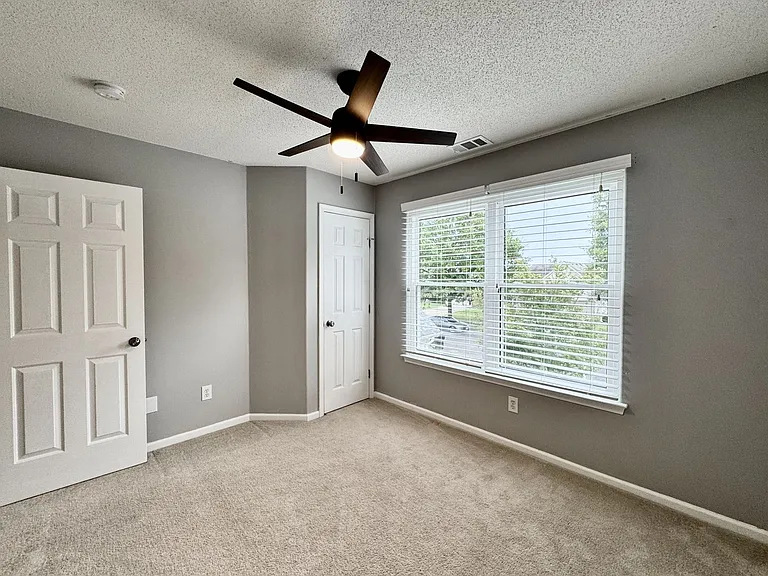 1733 Bernstein Dr — Photo 50