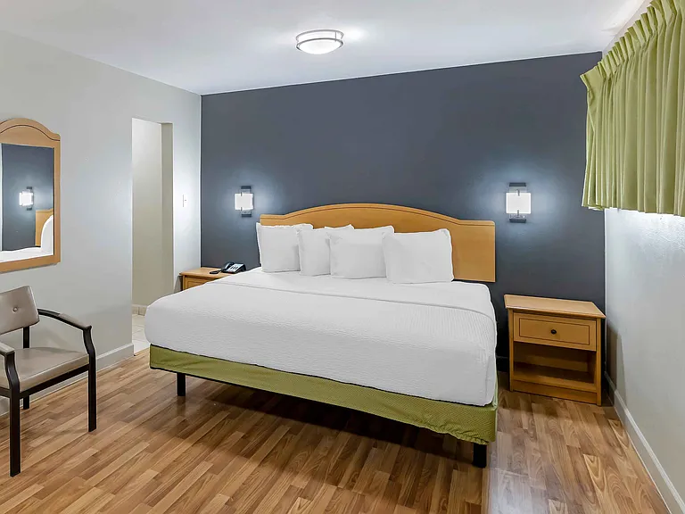 Studio Suite - 1 King Bed