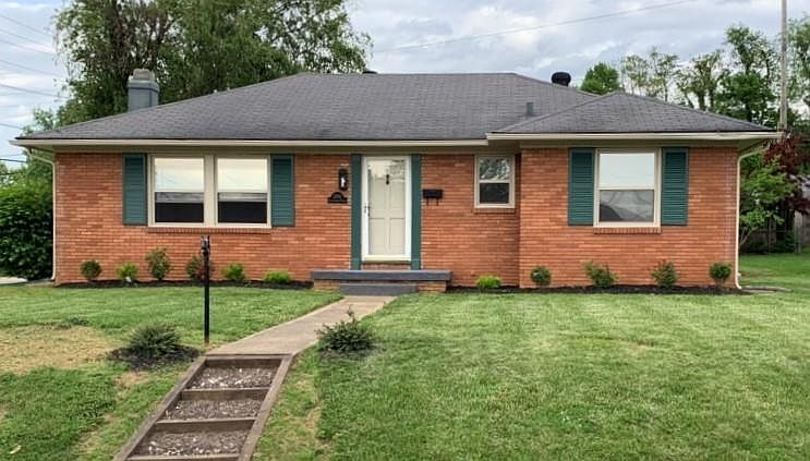 1st image of 2701 Castlewood Pl